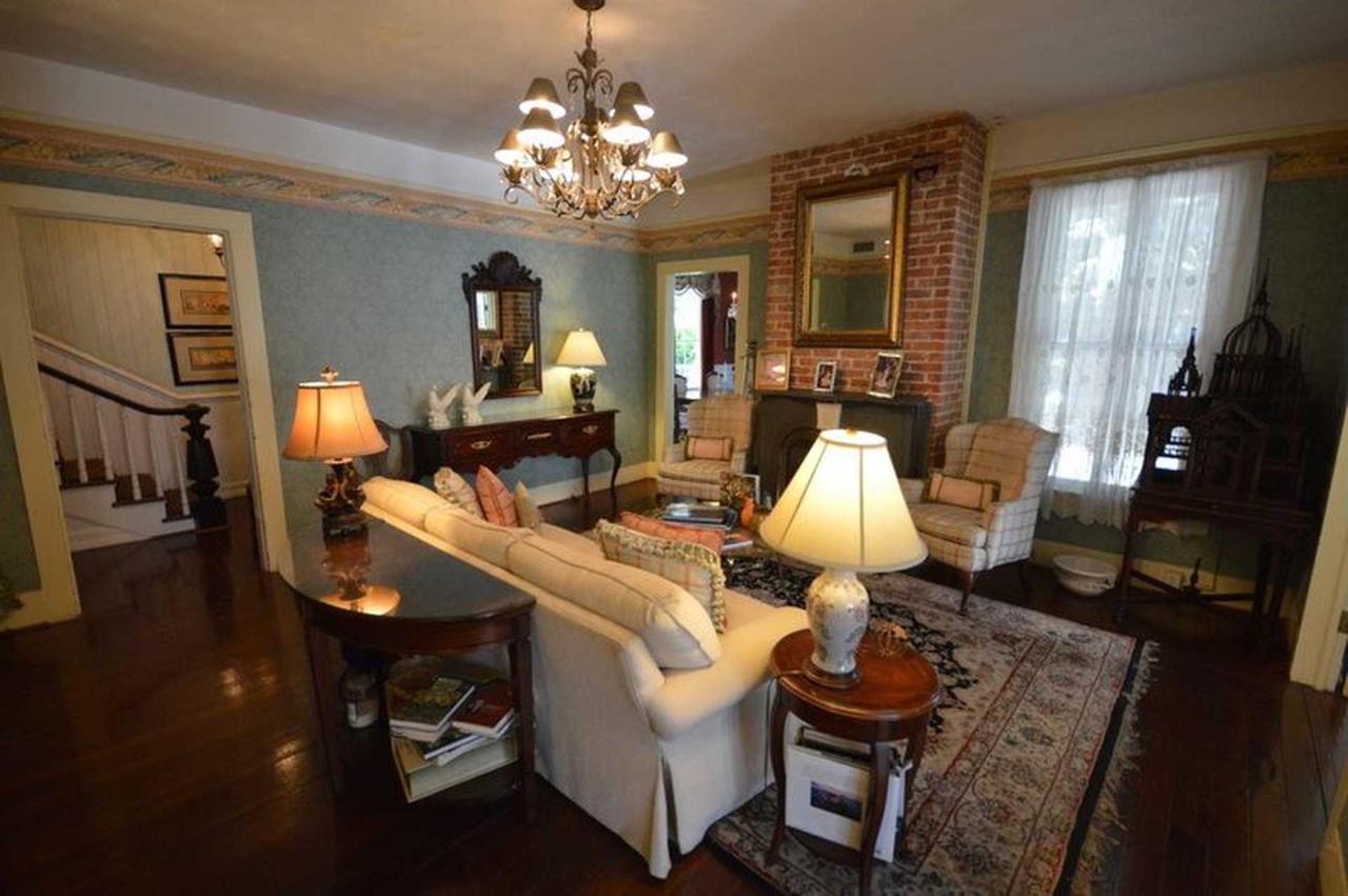 Gallery 1 - The Kenwood Inn