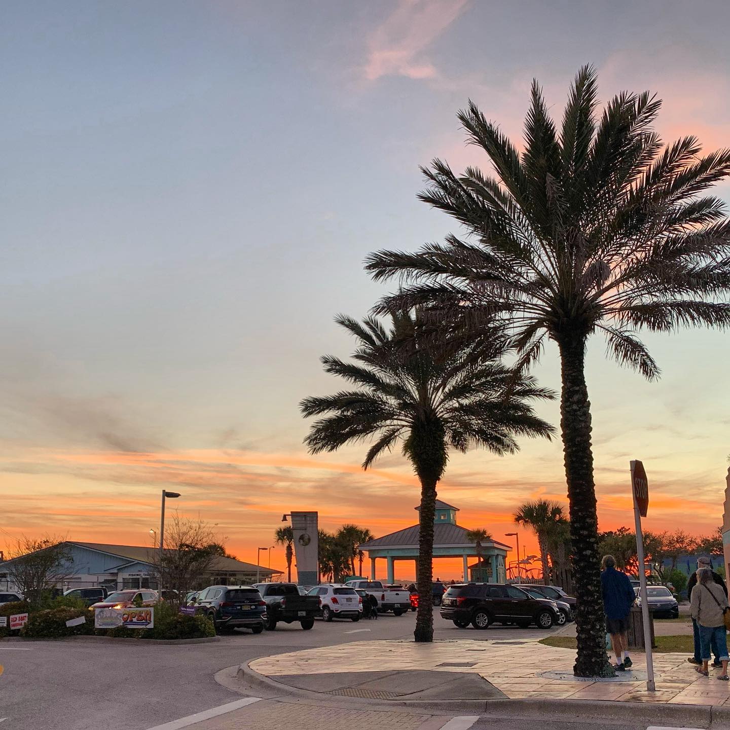 Gallery 1 - Vilano Beach Artisan Market Walk | JUNE 15
