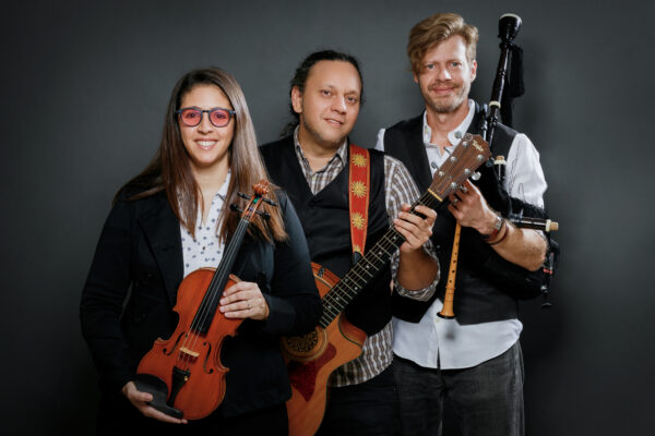 Gallery 1 - Gaêlica is an International World, Folk and Celtic Music Band